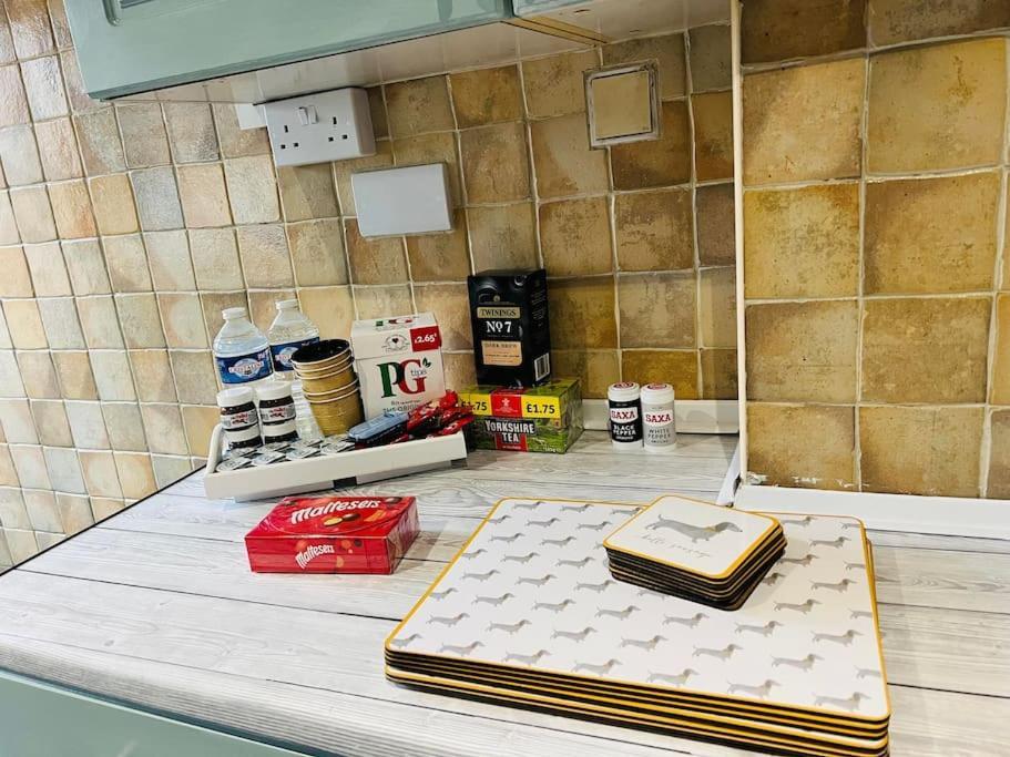 The White House: Cheerful 3-bedroom In Wigan Ince-in-Makerfield